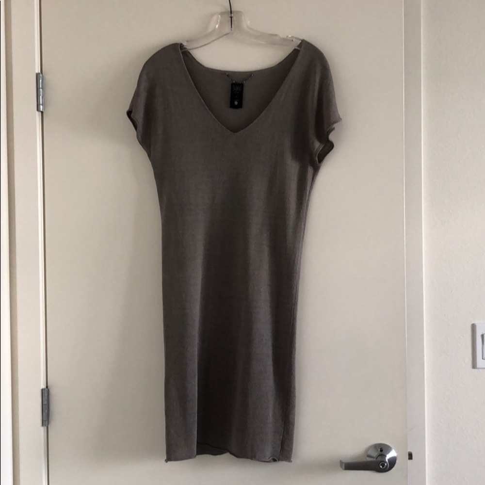 Swildens gray dress